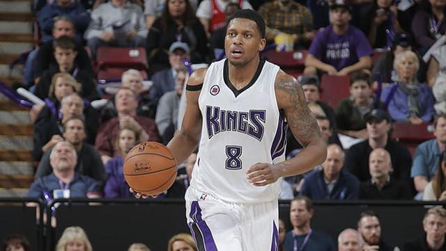 利用两翼传 利用两翼传